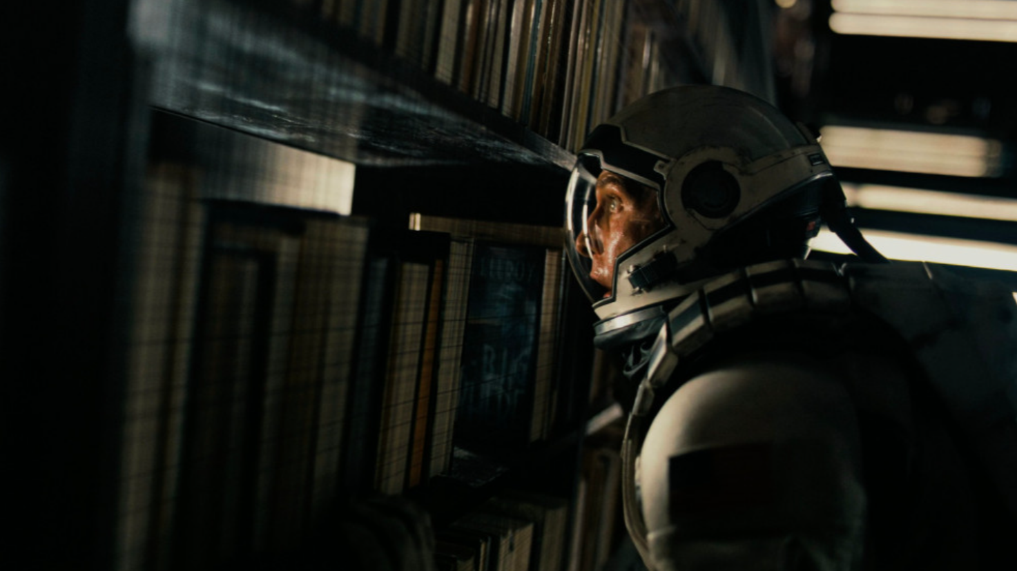 영화 '인터스텔라'에서 블랙홀에 들어가겠다는 미친(?) 작전을 세운 것은 바로 인간 쿠퍼다. (사진출처: 영화 '인터스텔라')