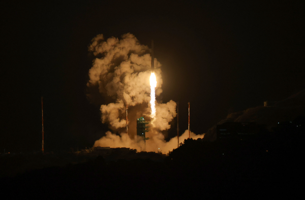 누리호의 4차 발사 성공은 한국 우주 산업의 공생 시스템이 이제 자리 잡았음을 의미한다