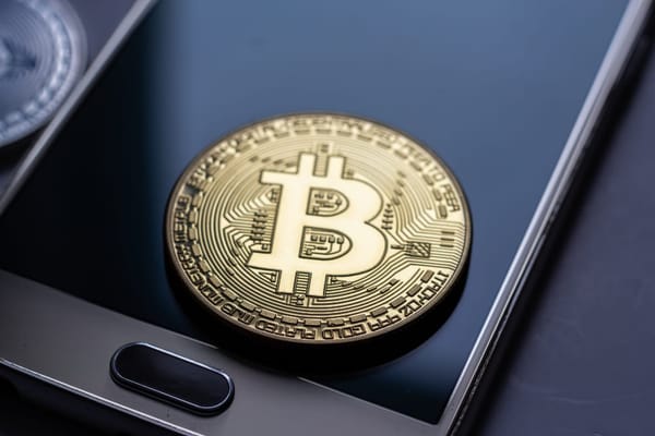 비트코인은 지금 투자할만한 대상인가? (사진 : FREEPIK)